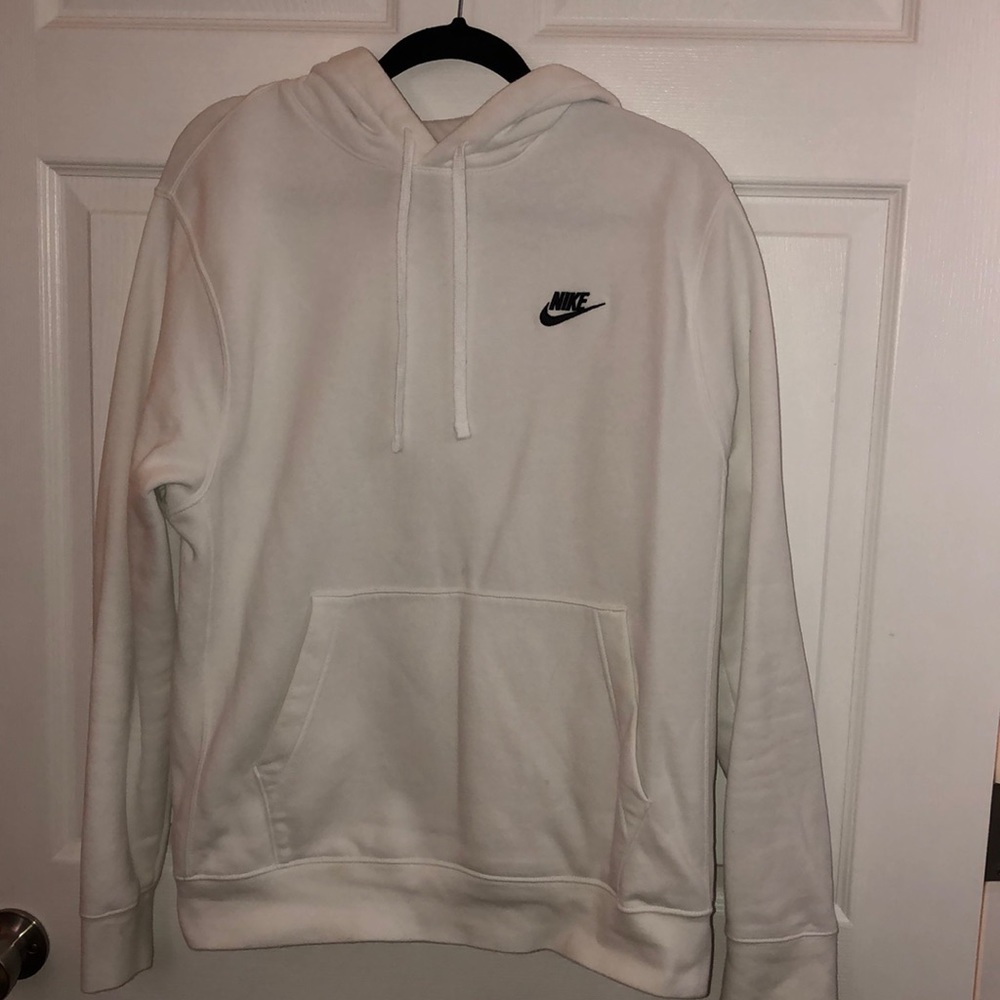 Nike Men’s Pullover